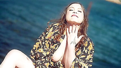 Blonde with big boobs and a sexy ass gets her pussy fucked