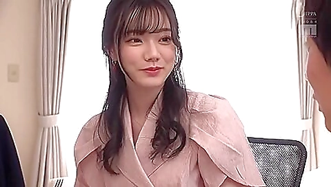 Asian brunette japanese girl with a sexy face gets fucked