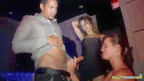 Blonde and brunette with big asses are enjoying threesome sex