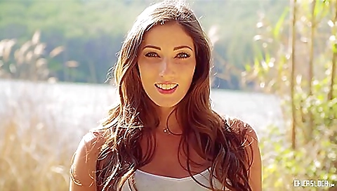 French babe with natural curls fucked under the bridge