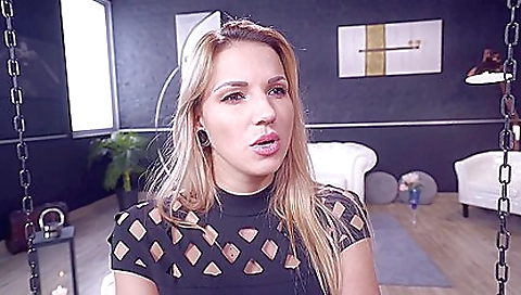 Busty blonde babe with a large booty fucked in a deepthroat