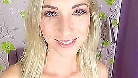 Sexy blonde solo video showing off her natural body