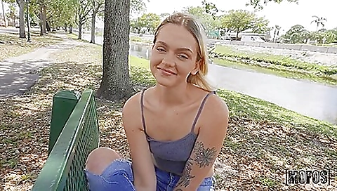 Blonde pornstar in big cock porn video 3d video 3d