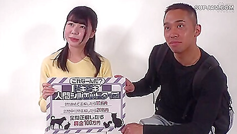 Asian girl gets fucked in doggy style in her cunny